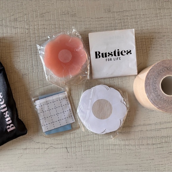 Nipple Cover and Boob Tape Kit - Nude - Picture 3 of 10